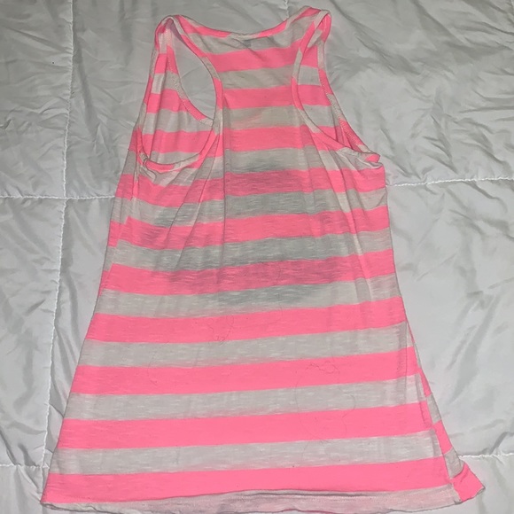 Pink Lips Tanktop - Like New - Picture 5 of 6